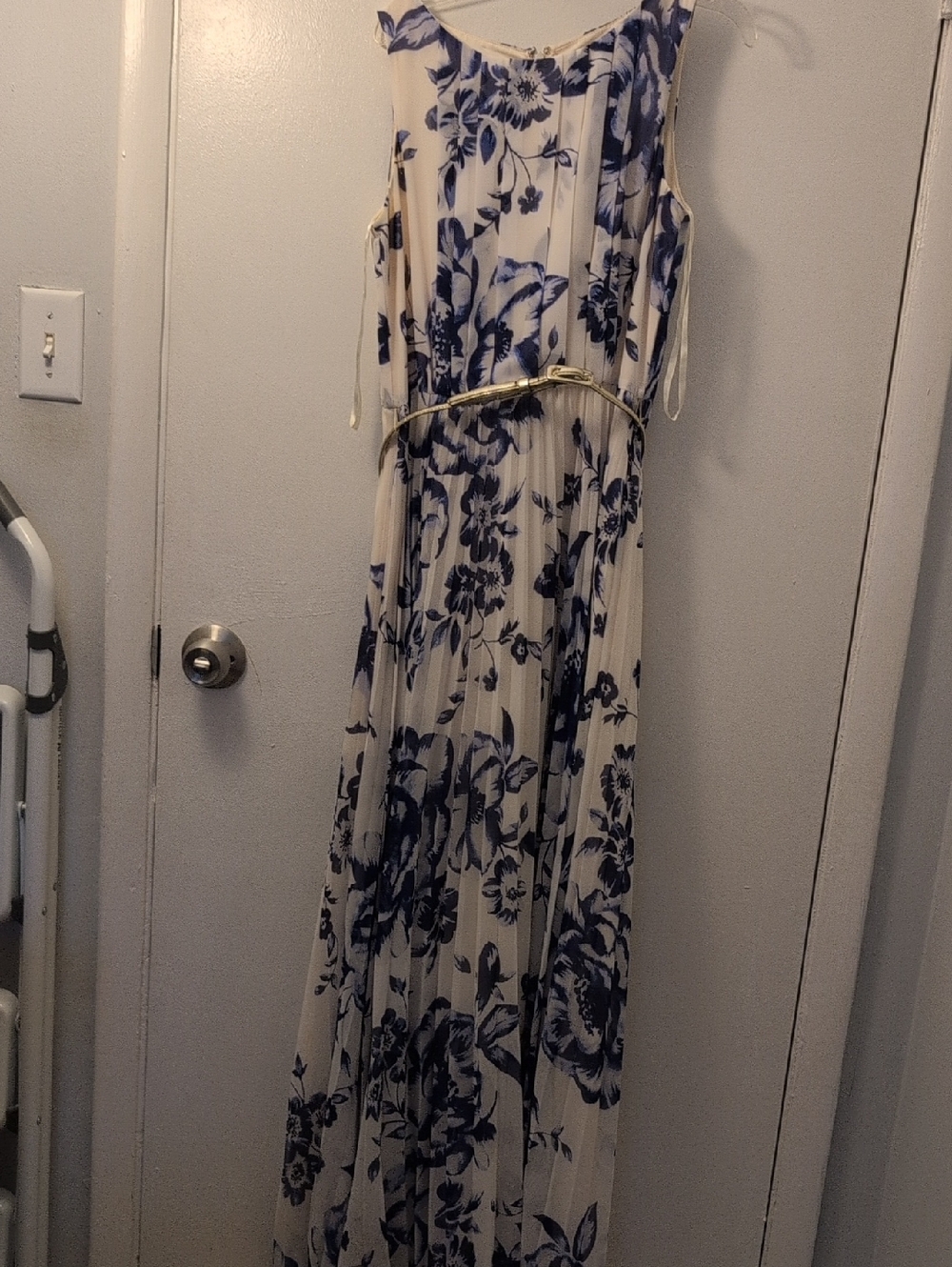Chiffon Sleeveless Maxi Dress